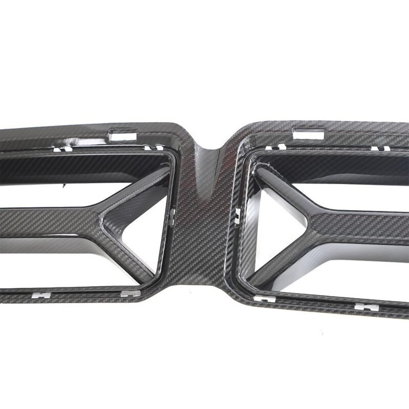 BMW M2 (G87) dry carbon fiber front grill installed
