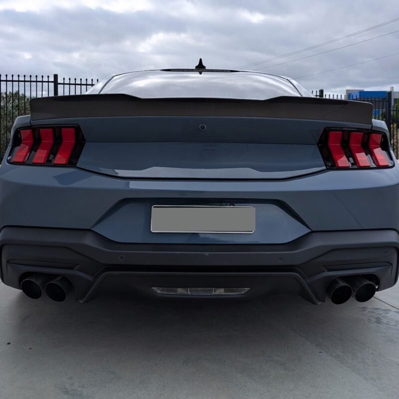 Ford Mustang (S650) Dark Horse carbon spoiler