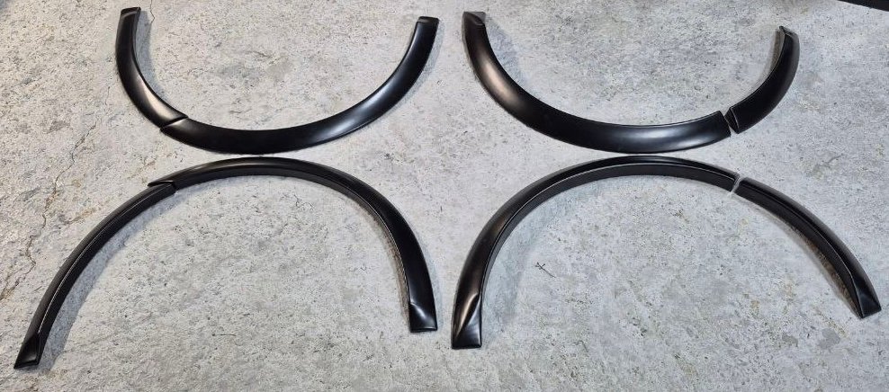 Volkswagen Golf MK7 custom fender flares for aggressive widebody look